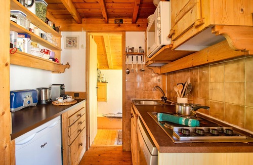 Les Bossons Apartment | Chalet des Cristaux cosy alpine style for 5, Chamonix, France