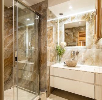 Montvalezan Ski Chalet | Chalet Evidence, chalet d'hôtes