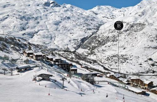 Les Bruyeres Apartment | Chalet familial 12 pers avec jacuzzi et ski-in/ski-out - FR-1-613B-40