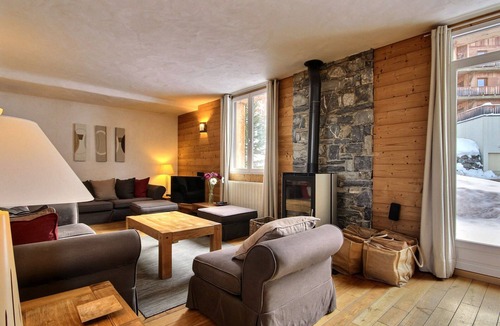 La Roche Ski Chalet | Chalet for 12 in La Plagne with sauna, jacuzzi and pets allowed