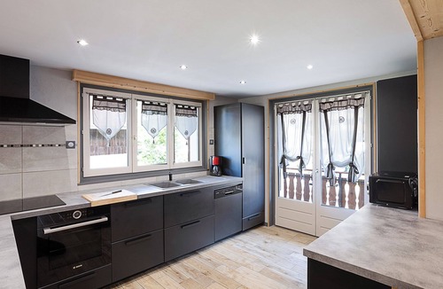 La Chapelle-d'Abondance Ski Chalet | Chalet Entirely Renovated - 4 Bedrooms - Large terrace, private parking