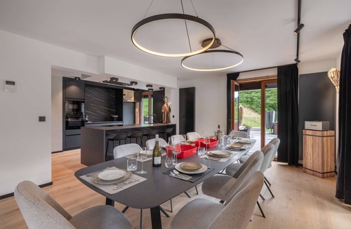 La Chapelle-d'Abondance Ski Chalet | CHALET ELEGANCE ALPINE LA CHAPELLE D'ABONDANCE