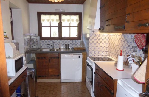 Les Contamines-Montjoie Ski Chalet | Chalet, Ground floor, fireplace or stove, parking, tv, ski locker, 120m², Les Contamines-Montjoie