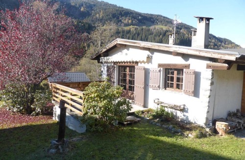 Les Contamines-Montjoie Ski Chalet | Chalet, Ground floor, fireplace or stove, parking, tv, ski locker, 120m², Les Contamines-Montjoie