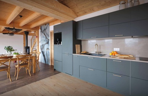Notre-Dame-de-Bellecombe Ski Chalet | Chalet Panorea - Enjoy views of the Aravis mountains - OVO Network
