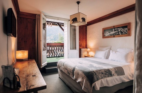 Les Contamines-Montjoie Hotel | Chalet-hôtel Gai Soleil