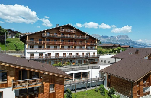 Combloux Apartment | Chalet in Combloux with Mont-Blanc Views