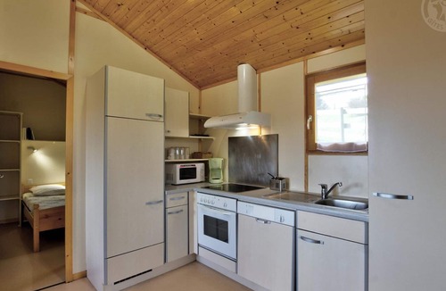 Les Noes Cottage | Chalet in the Madeleine Mountains with terrace, pets allowed