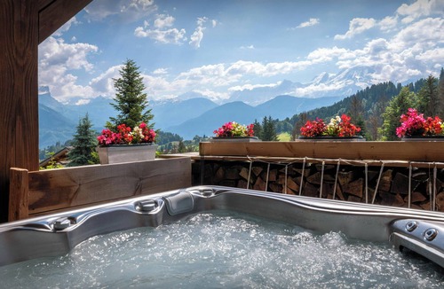 Cordon Ski Chalet | Chalet K1027 - mountain stay 14p spa and Mont Blanc views - OVO Network