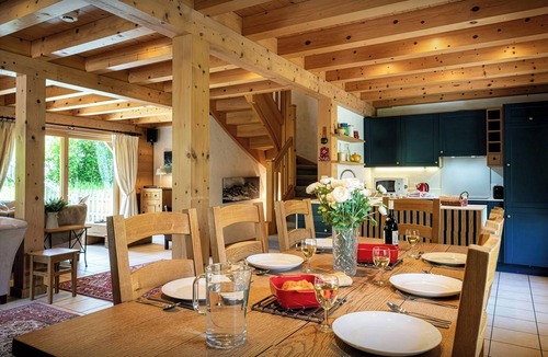 Le Grand-Bornand Ski Chalet | Chalet L'Ours Blanc - ski-in ski-out base for 8, open fire - OVO Network