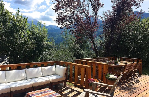 Servoz Ski Chalet | Chalet les Combes - stunning views of Mt Blanc