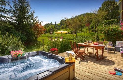 Thones Ski Chalet | Chalet Les Roses Des Alpes - OVO Network