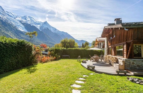 Chamonix City Centre Cottage | Chalet Martinique - a self catered chalet that sleeps 6 guests in 3 bedrooms