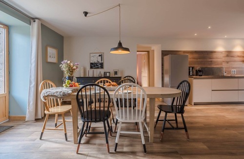 Saint-Marcel Ski Chalet | Chalet MarieJo: Sauna & Alpine Charm