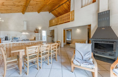 Mont Serein Ski Chalet | Chalet 'Mont Ventoux' with Mountain View, Private Terrace and Private Garden