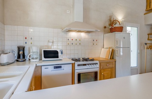Mont Serein Ski Chalet | Chalet 'Mont Ventoux' with Mountain View, Private Terrace and Private Garden