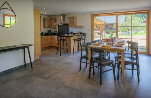 Sixt-Fer-a-Cheval Ski Chalet | Chalet Morris - family break in scenic mountain village - OVO Network