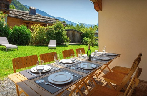 Samoens Ski Chalet | Chalet Nahuel Huapi - family break with mountain views - OVO Network