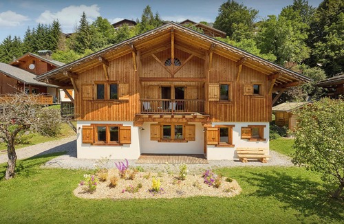 Samoens Ski Chalet | Chalet Nahuel Huapi - family break with mountain views - OVO Network