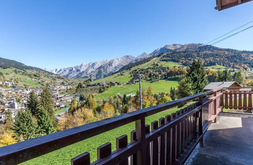 La Clusaz Ski Chalet | Chalet near slopes, fireplace, pets allowed, garage, WIFI
