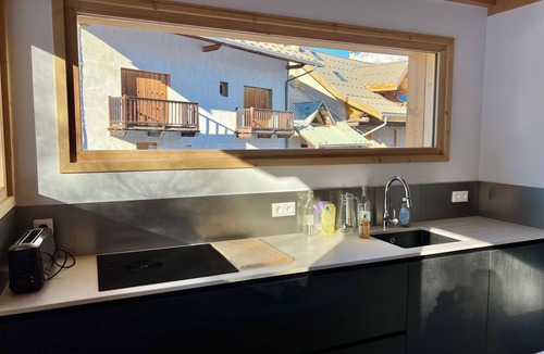 Puy-Saint-Vincent Ski Chalet | Chalet Neuf 12 pers - Ski in/Cinema