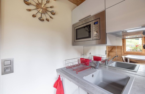 Combloux Ski Chalet | Chalet 'Petit Cosy' with Mountain View, Wi-Fi and Air Conditioning