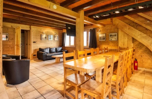 Les Esserts Ski Chalet | Chalet Poya - Nice chalet on the slopes, quiet and well equipped!