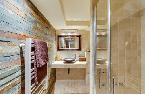 Val-d'Isere Ski Chalet | Chalet Premiere Neige