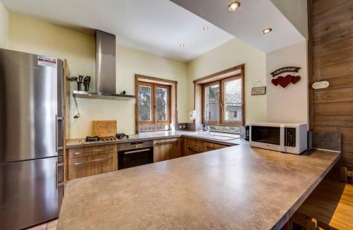 Val-d'Isere Ski Chalet | Chalet Premiere Neige