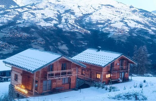 Macot-la-Plagne Ski Chalet | Chalet recent , 5 min télésiège de la Roche, virage 12