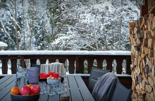 La Chapelle-d'Abondance Ski Chalet | Chalet Rochamour - OVO Network