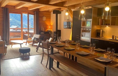 Vaujany Ski Chalet | Chalet Skidh - 10 personnes - emplacement idéal au centre de Vaujany