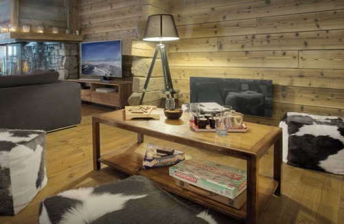 La Giettaz Ski Chalet | Chalet Victorina - stunning ski home for 12, close to slopes - OVO Network