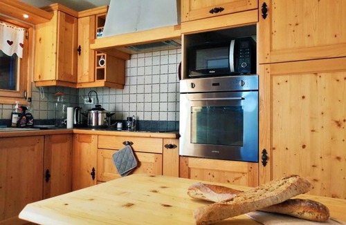 Meribel-Mottaret Ski Chalet | Chalet, view valley, sauna, balcony, fireplace or stove, parking, tv, 153m², Méribel-Mottaret