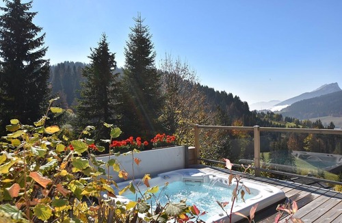 Le Chinaillon Ski Chalet | Chalet, view mountain, fitness, sauna, terrace, balcony, fireplace or stove, parking, 190m²