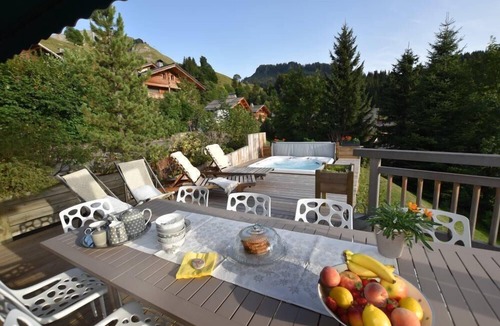 Le Chinaillon Ski Chalet | Chalet, view mountain, fitness, sauna, terrace, balcony, fireplace or stove, parking, 190m²