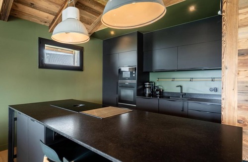 Montalbert Ski Chalet | Chalet, view mountain, sauna, terrace, balcony, parking, tv, ski locker, 155m², Montalbert