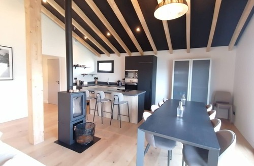 Montalbert Ski Chalet | Chalet with mountain view - 12 guests