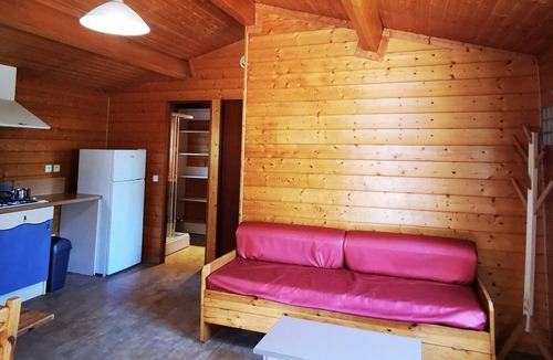 Villecroze Ski Chalet | Chalet with AC - 7 guests