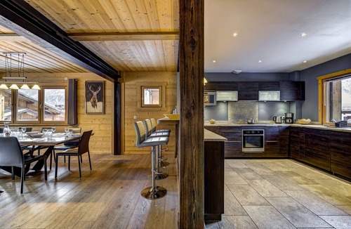 Chamonix City Centre Ski Chalet | Chalet with Sauna & Hot Tub near Chamonix Centre
