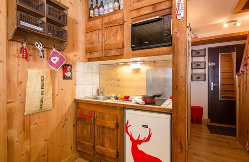 Chamonix City Centre Apartment | Cham Sud La Mondeuse Cosy Duplex Mountain style for 4, Chamonix, France