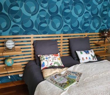 Lacrouzette Bed & Breakfast | Chambre d'hôtes L'Oustal, Terrasse privée & petit-déjeuner, Sidobre