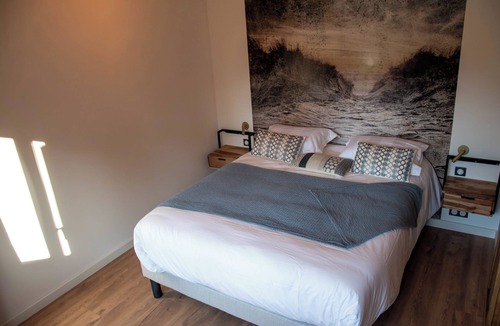 La Cadiere-d'Azur Bed & Breakfast | Chambre d'hôtes with swimming pool, jacuzzi, sauna and working in the vineyards