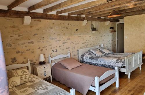 La Berthenoux Bed & Breakfast | Chambre "Rose des Sables", Domaine de la Rue