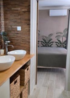 Sainte-Croix-du-Verdon Bed & Breakfast | chambres d'hôtes Les Fenières