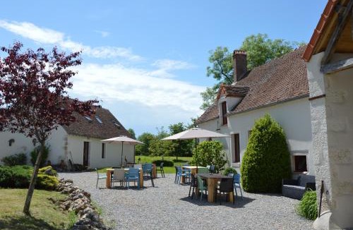 Rezay Bed & Breakfast | Chambres d'hôtes Maison Les Galettes