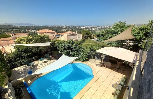 Allauch Villa | Character villa with swimming pool and panoramic view of Marseille harbor