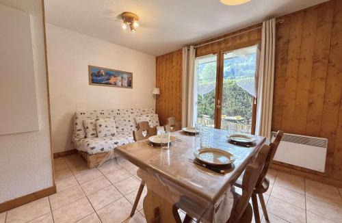 Praz-sur-Arly Apartment | Charmant Studio Cabine à Praz-Sur-Arly, Ideal Pour 4 avec Parking, Proche Village et Remontées - FR-1-603-17