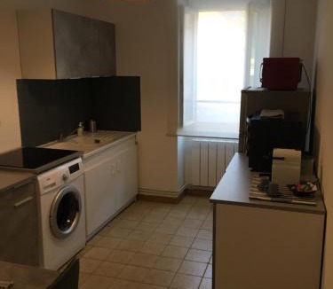 Saint-Pierre-le-Moutier Apartment | Charmant T2 RDC dans résidence avec parc arboré