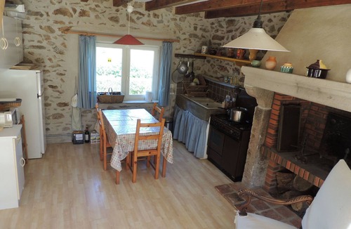 Ars-les-Favets House | Charmantes Haus in der Auvergne by Interhome